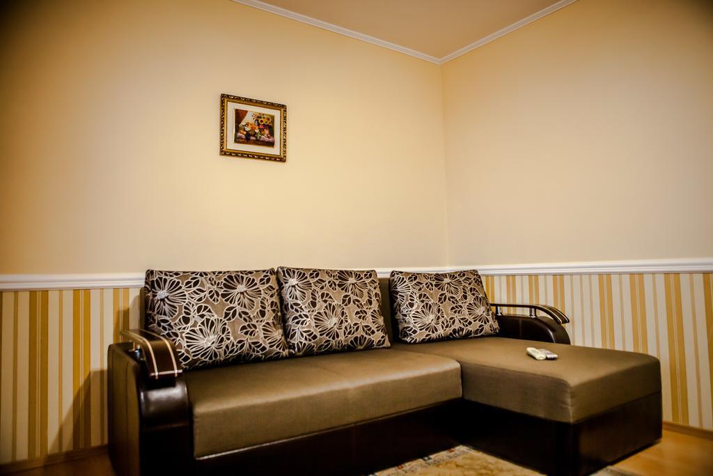 Babylon Apartments Riwne Zimmer foto